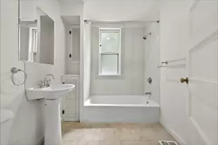 81 Avon, Somerville, MA 02143 - Photo 15