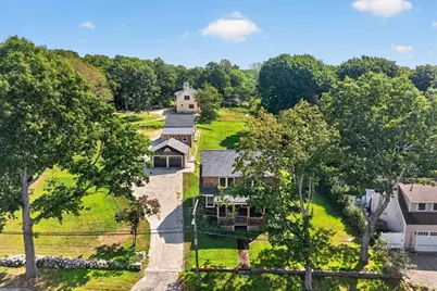 4 Oakland St, Mattapoisett, MA 02739 - Photo 3