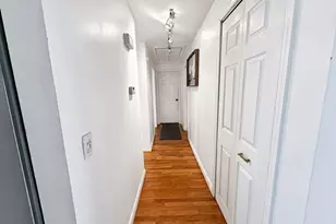 246 Pleasant St, Franklin, MA 02038 - Photo 7