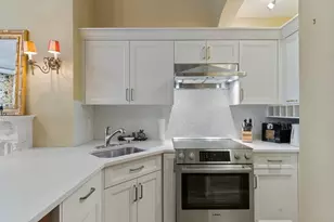 271 Dartmouth St, Boston, MA 02116 - Photo 3