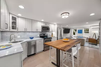 48 Pleasant Street #Unit 1, Provincetown, MA 02657 - Photo 3