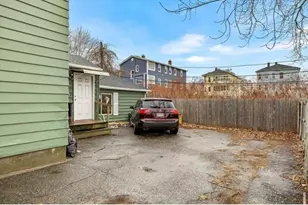 629 Cambridge St, Worcester, MA 01610 - Photo 25