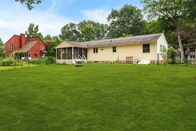 22 Carillon Circle, Easthampton, MA 01027 - Photo 9