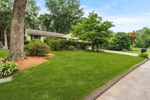 22 Carillon Cir, Easthampton, MA 01027 - Photo 5