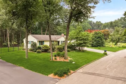 22 Carillon Circle, Easthampton, MA 01027 - Photo 3