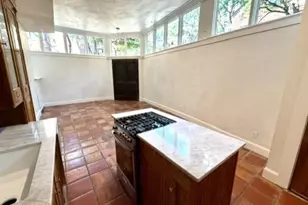 31 Melrose St, Boston, MA 02116 - Photo 5