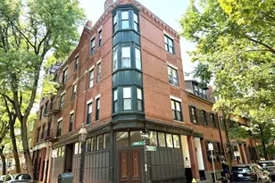 31 Melrose St, Boston, MA 02116 - Photo 1