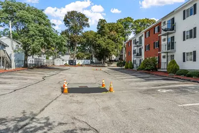 56 Edgeworth #16, Worcester, MA 01605 - Photo 25