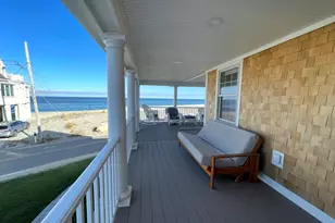 43 Oceanside Dr Upper, Scituate, MA 02066 - Photo 5
