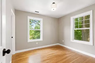 40 Nonquit St, Worcester, MA 01604 - Photo 11