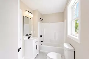 40 Nonquit St, Worcester, MA 01604 - Photo 13