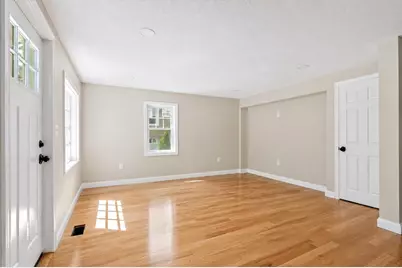 40 Nonquit St, Worcester, MA 01604 - Photo 9