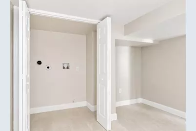 40 Nonquit St, Worcester, MA 01604 - Photo 21