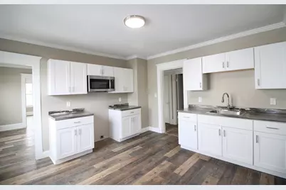 19-21 Thomas Ave, Holyoke, MA 01040 - Photo 3
