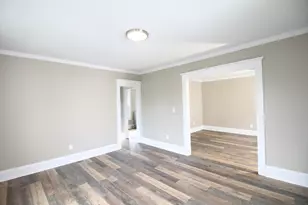 19-21 Thomas Ave, Holyoke, MA 01040 - Photo 7