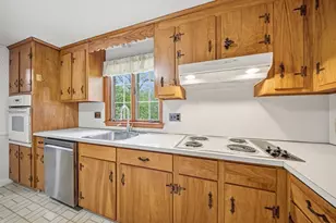 8 Brown Rd, Lexington, MA 02420 - Photo 9