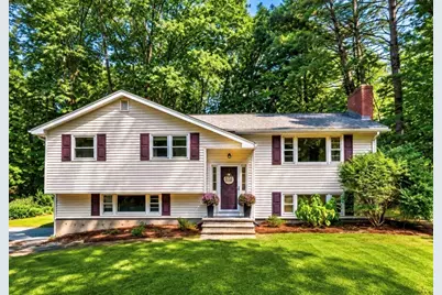 15 Carriage Dr, Chelmsford, MA 01824 - Photo 9