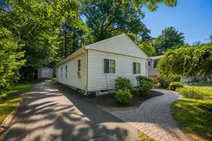 52 Cottage, Enfield, CT 06082 - Photo 5
