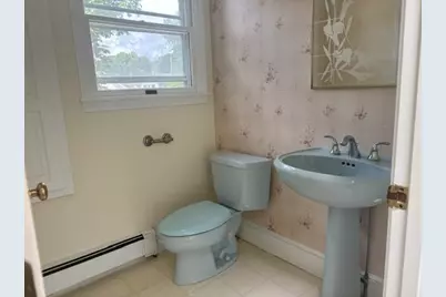 99 Garfield Ave #1, Woburn, MA 01801 - Photo 5