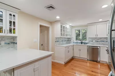 560 Worcester St, Wellesley, MA 02481 - Photo 13