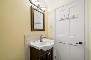 560 Worcester St, Wellesley, MA 02481 - Photo 23
