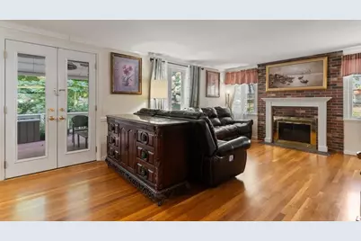 560 Worcester St, Wellesley, MA 02481 - Photo 5