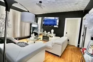 35 Florence St, Brockton, MA 02301 - Photo 9