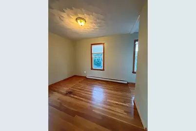 35 Florence St, Brockton, MA 02301 - Photo 17