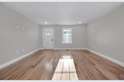 22 New York Street, Worcester, MA 01603 - Photo 9