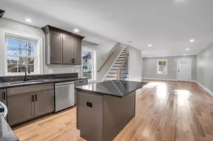 22 New York St, Worcester, MA 01603 - Photo 5