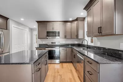 22 New York Street, Worcester, MA 01603 - Photo 3