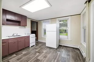219 Montvale, Woburn, MA 01801 - Photo 17