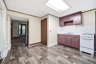 219 Montvale, Woburn, MA 01801 - Photo 13
