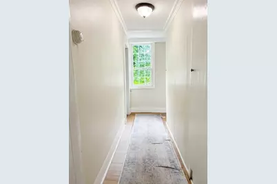 829 W Lowell Ave, Haverhill, MA 01832 - Photo 9