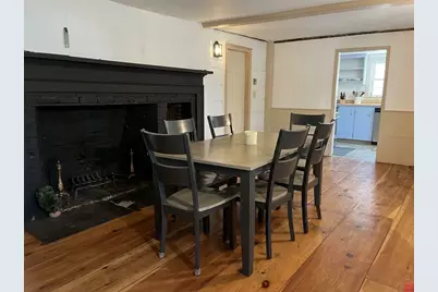 829 W Lowell Ave, Haverhill, MA 01832 - Photo 3