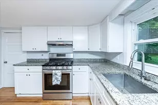 946 Bay Rd, Hamilton, MA 01982 - Photo 9