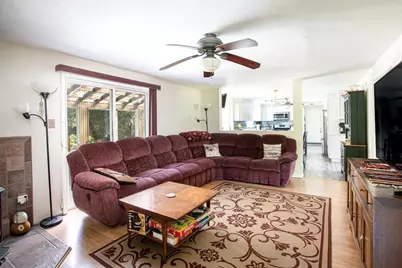 511 Old Fall River Rd, Dartmouth, MA 02747 - Photo 21