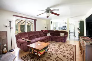 511 Old Fall River Rd, Dartmouth, MA 02747 - Photo 21