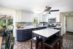 511 Old Fall River Rd, Dartmouth, MA 02747 - Photo 13