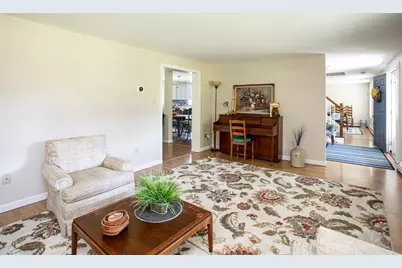 511 Old Fall River Rd, Dartmouth, MA 02747 - Photo 19