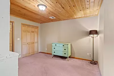 212 Grove St, Clinton, MA 01510 - Photo 15