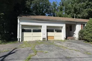 6 Holly St, Oxford, MA 01540 - Photo 3