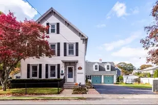 8 Auburn Ct, Saugus, MA 01906 - Photo 13