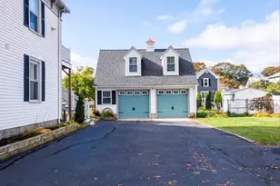 8 Auburn Ct, Saugus, MA 01906 - Photo 11