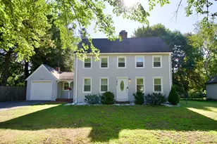 1617 Plumtree Rd, Springfield, MA 01119 - Photo 1