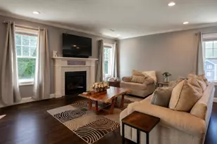 77 Riverside Dr, Lakeville, MA 02347 - Photo 7