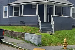 21 Coes St, Worcester, MA 01603 - Photo 9