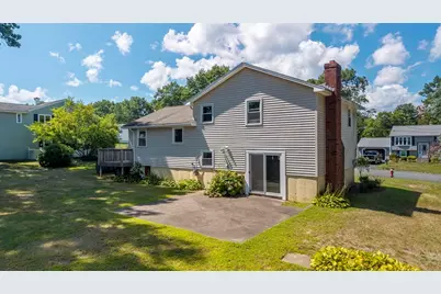 10 Chester Rd, Billerica, MA 01821 - Photo 5