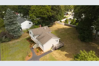 10 Chester Rd, Billerica, MA 01821 - Photo 11