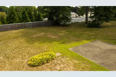 10 Chester Rd, Billerica, MA 01821 - Photo 9
